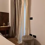 아파트 Centro Storico, Centralissimo Luxury Smeraldo Doccia Idromassaggio , Cesto Con Piccola Colazione *