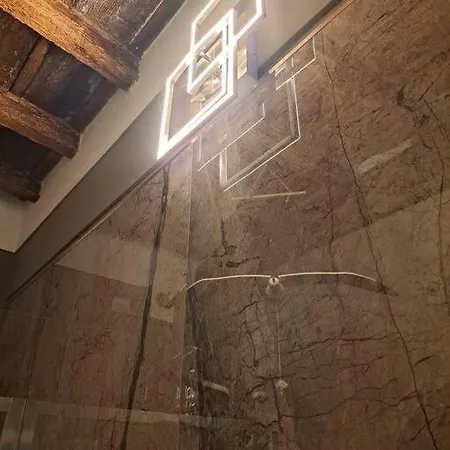 Centro Storico, Centralissimo Luxury Smeraldo Doccia Idromassaggio , Cesto Con Piccola Colazione Appartement *