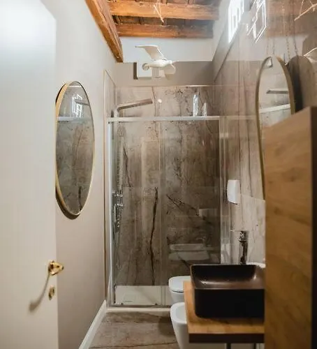 Apartamento Centro Storico, Centralissimo Luxury Smeraldo Doccia Idromassaggio , Cesto Con Piccola Colazione