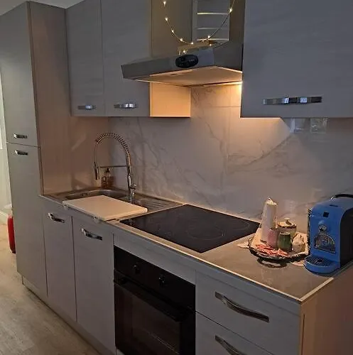 Centro Storico, Centralissimo Luxury Smeraldo Doccia Idromassaggio , Cesto Con Piccola Colazione Apartamento *