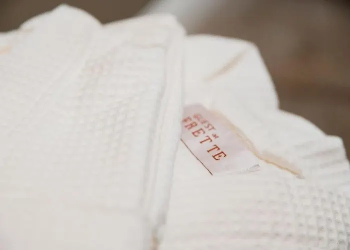 Centro Storico, Centralissimo Luxury Smeraldo Doccia Idromassaggio , Cesto Con Piccola Colazione Apartamento *