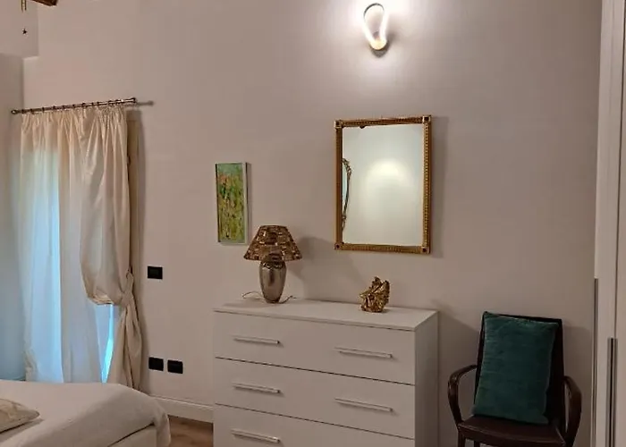 Centro Storico, Centralissimo Luxury Smeraldo Doccia Idromassaggio , Cesto Con Piccola Colazione Apartamento *
