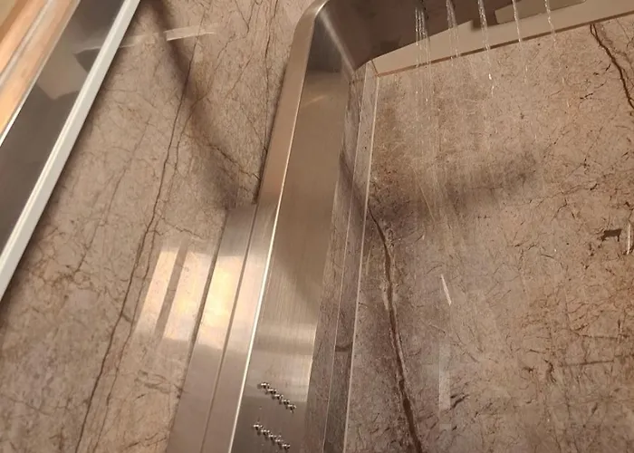 Apartamento Centro Storico, Centralissimo Luxury Smeraldo Doccia Idromassaggio , Cesto Con Piccola Colazione Rávena