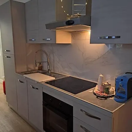 Centro Storico, Centralissimo Luxury Smeraldo Doccia Idromassaggio , Cesto Con Piccola Colazione Apartmán *