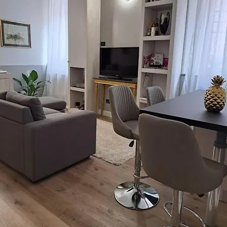 Apartmán Centro Storico, Centralissimo Luxury Smeraldo Doccia Idromassaggio , Cesto Con Piccola Colazione *