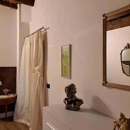 Centro Storico, Centralissimo Luxury Smeraldo Doccia Idromassaggio , Cesto Con Piccola Colazione *