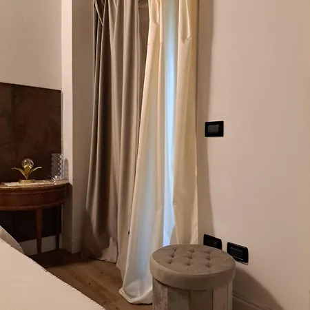 Apartmán Centro Storico, Centralissimo Luxury Smeraldo Doccia Idromassaggio , Cesto Con Piccola Colazione *
