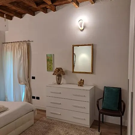 Centro Storico, Centralissimo Luxury Smeraldo Doccia Idromassaggio ,paniere Gratuito Con Piccola Colazione Appartamento *